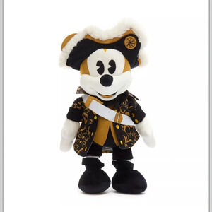 ⭐️New with tags ⭐️Walt Disney World Mickey Mouse Pirates of the Caribbean